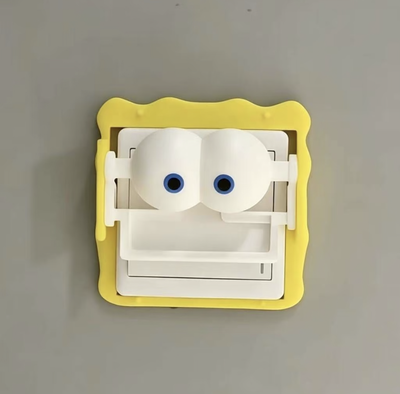 Cute Cartoon Eye Light Switch Cover