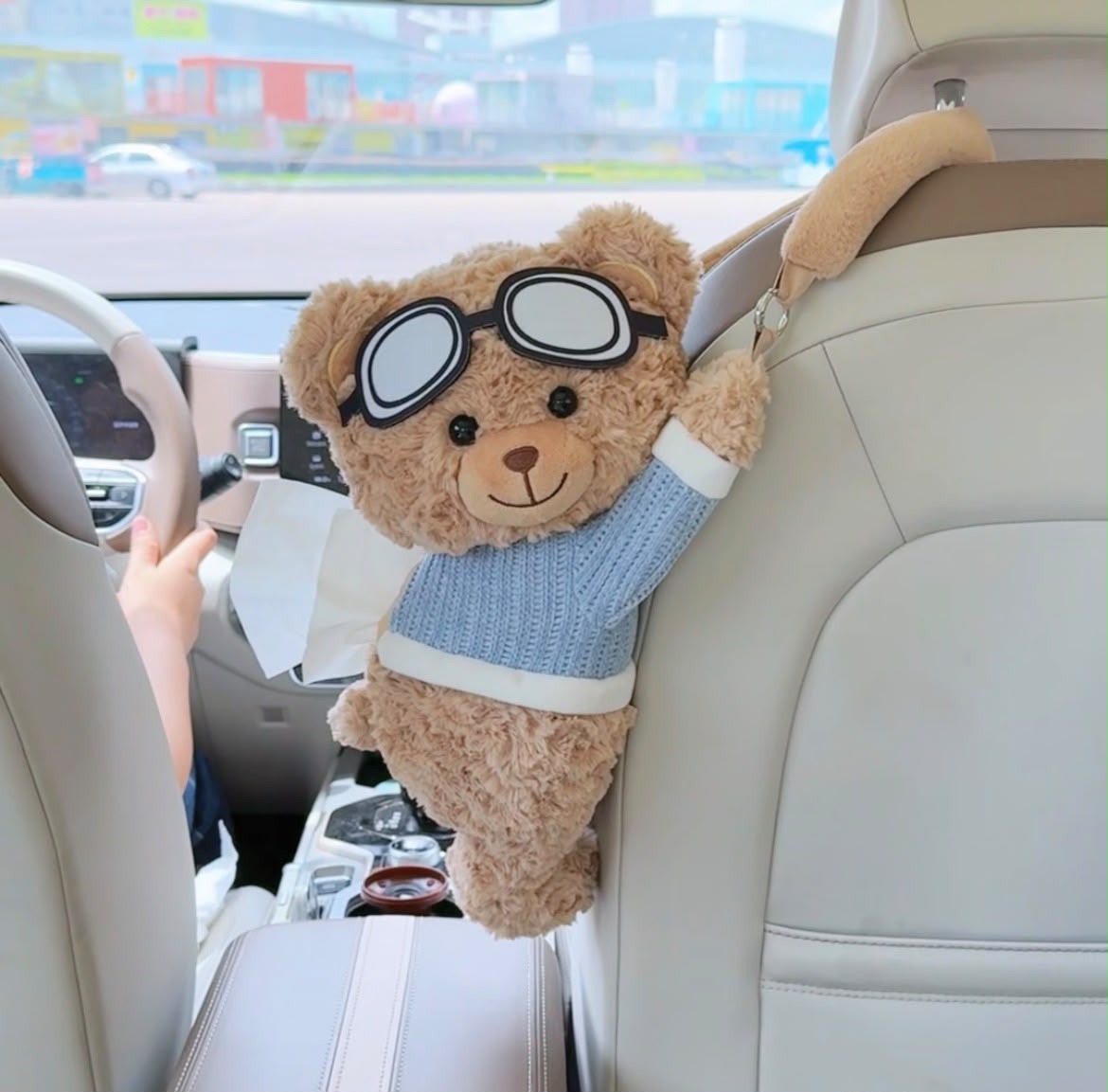 Hanging Dog Car Tissue Holder